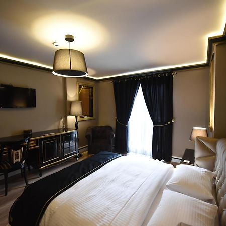 Hotel Hymeti'S Palace Pogradec Exterior foto